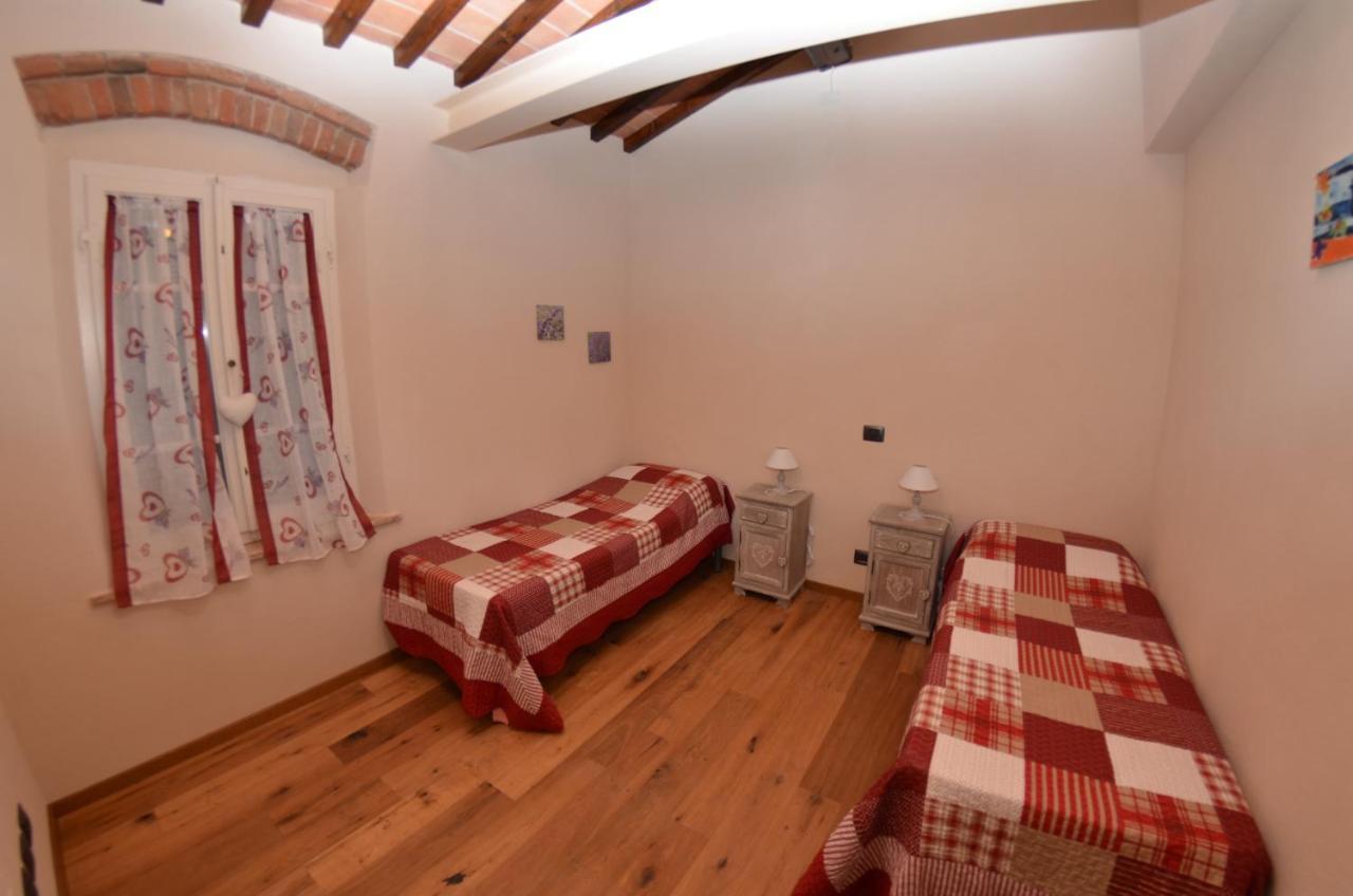 Al Colle Di Lari Villa Kültér fotó